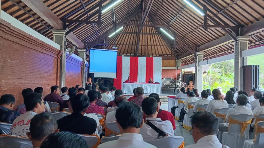 RAPAT SOSIALISASI PENGELOLAAN SAMPAH